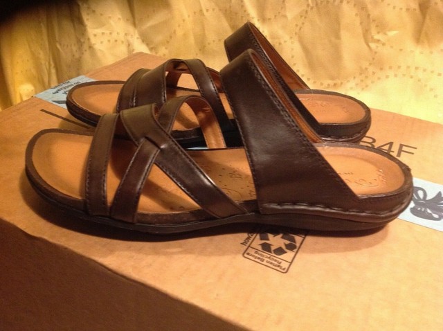 naot ardisia slide sandal