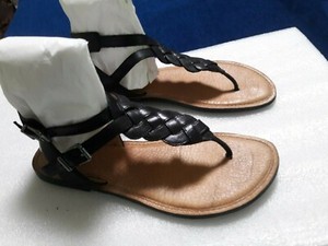 nurture sandals