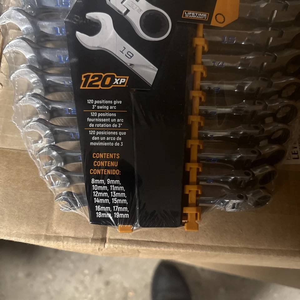 GEARWRENCH 12 Pc. 120XP Universal Spline XL Flex Head Ratcheting Combination Set - Image 3 of 4