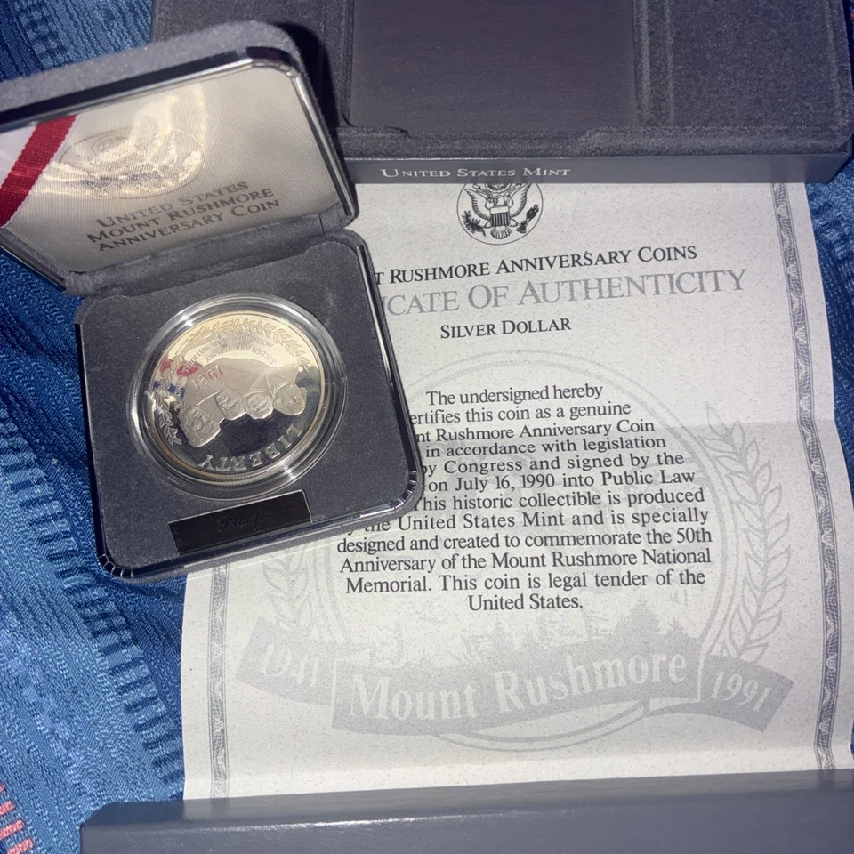 1991 Mount Rushmore Anniversary Coins - Image 2 of 3