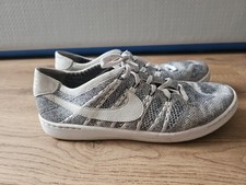 Nike Tennis Classic  Size 10