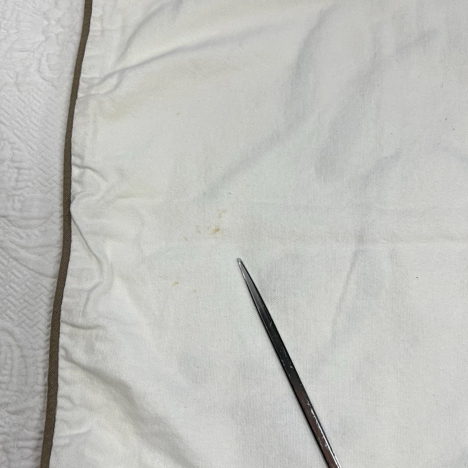 Fundas de almohada Pottery Barn 2 Bunny Rabbit bordadas algodón 15"x15” cuadradas Foto 4 de 4