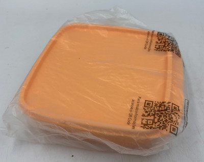 Tupperware Lunch-It Container #7503 - 2 Cups - Orange Taffy   New in the Package