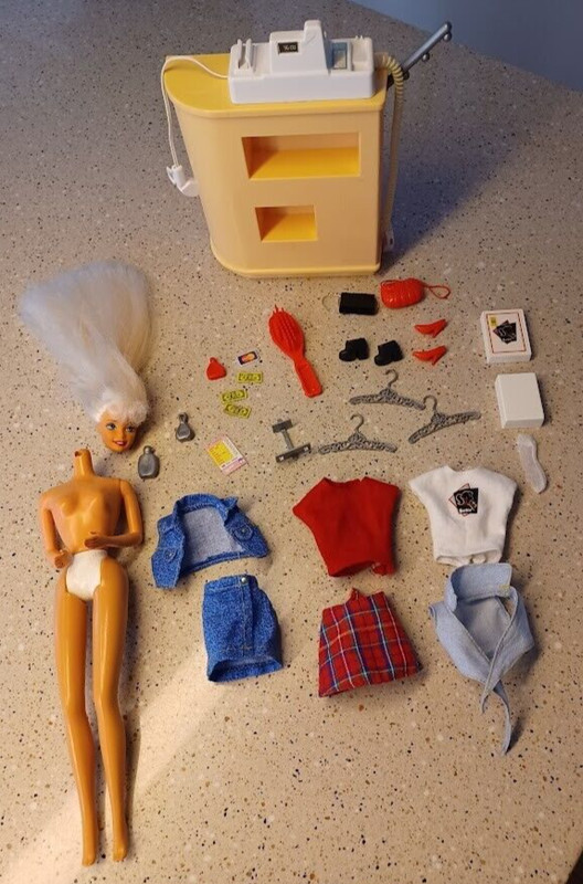 Barbie Doll Cool Shoppin' Talking Barbie Working Cash Register 1997#17487