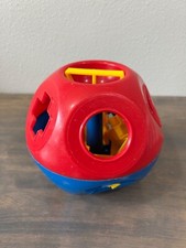 Vintage Tupperware Shape Sorting Toy Ball With 9 Shapes Missing One
