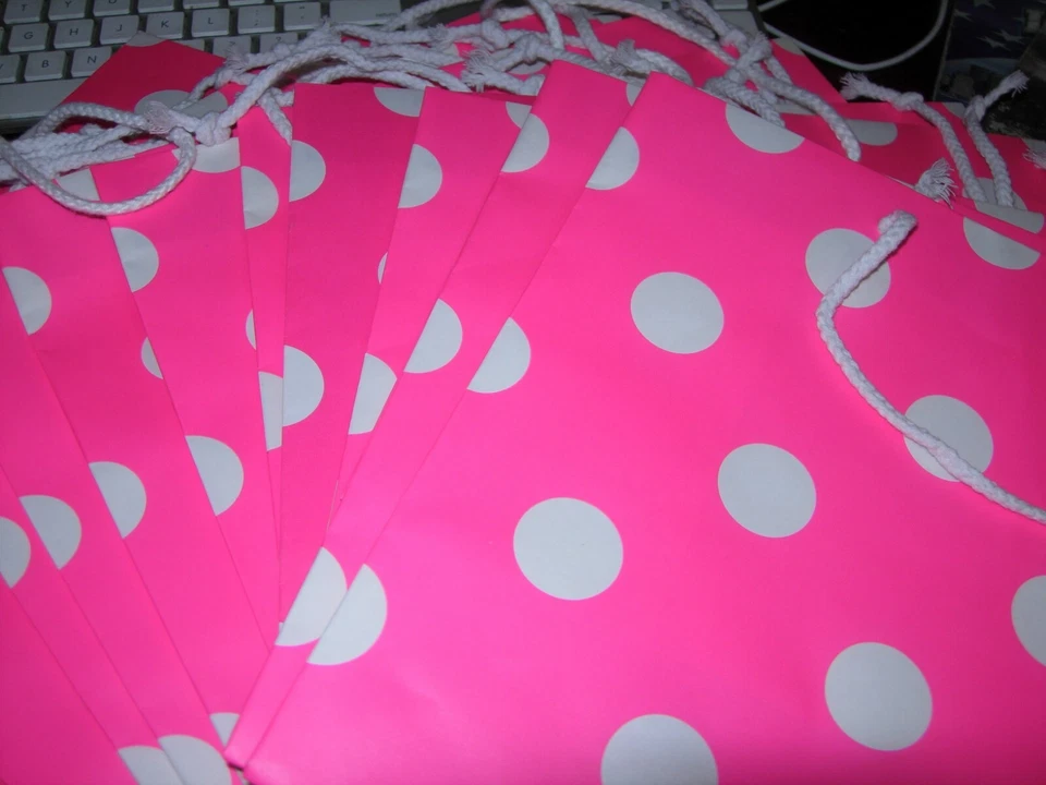 10 bolsas de regalo de compras de papel a lunares medianas con logotipo rosa de Victoria's Secret ¡NUEVAS!! Foto 2 de 2