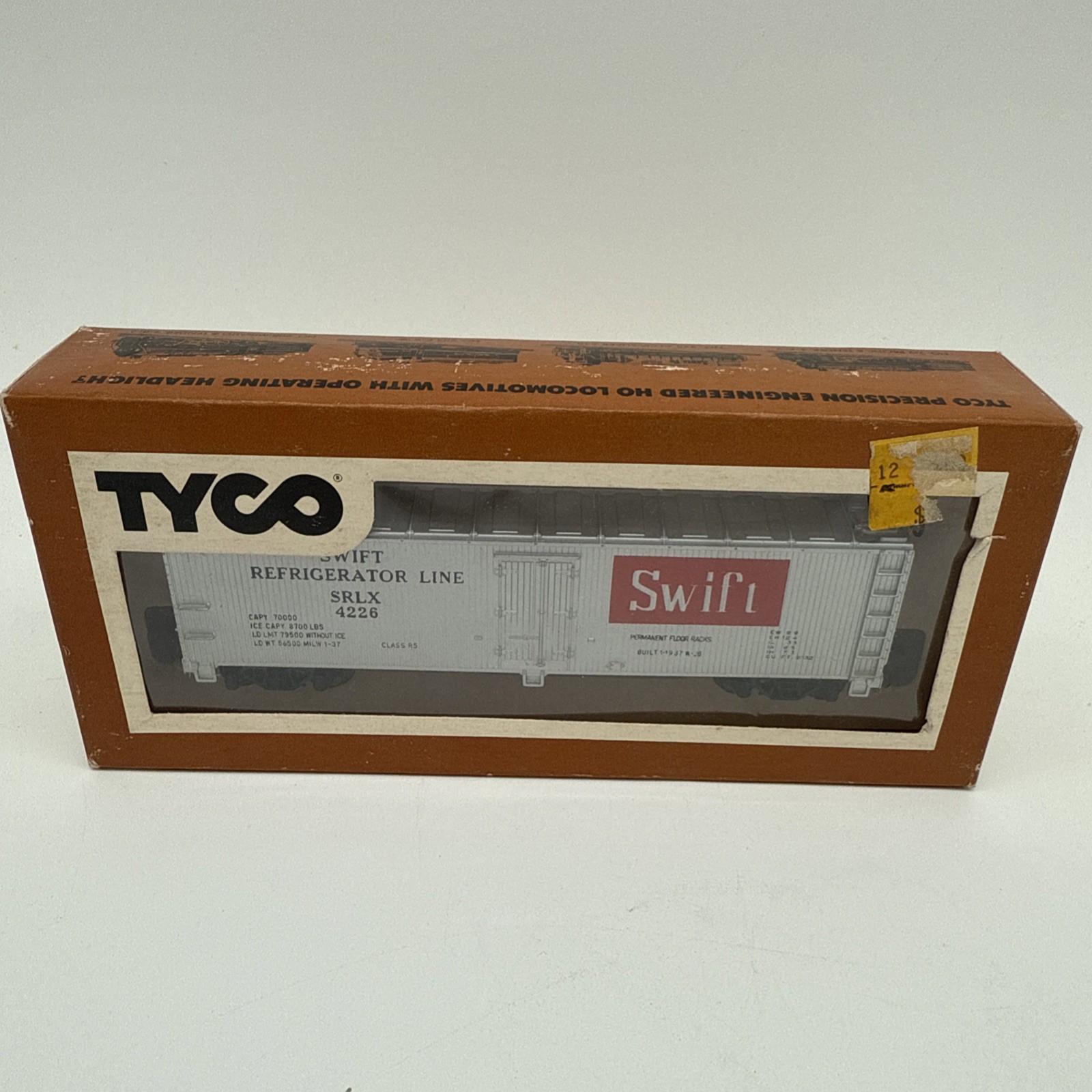 HO Scale Tyco Swift Refrigerator Train Car in Original Box  