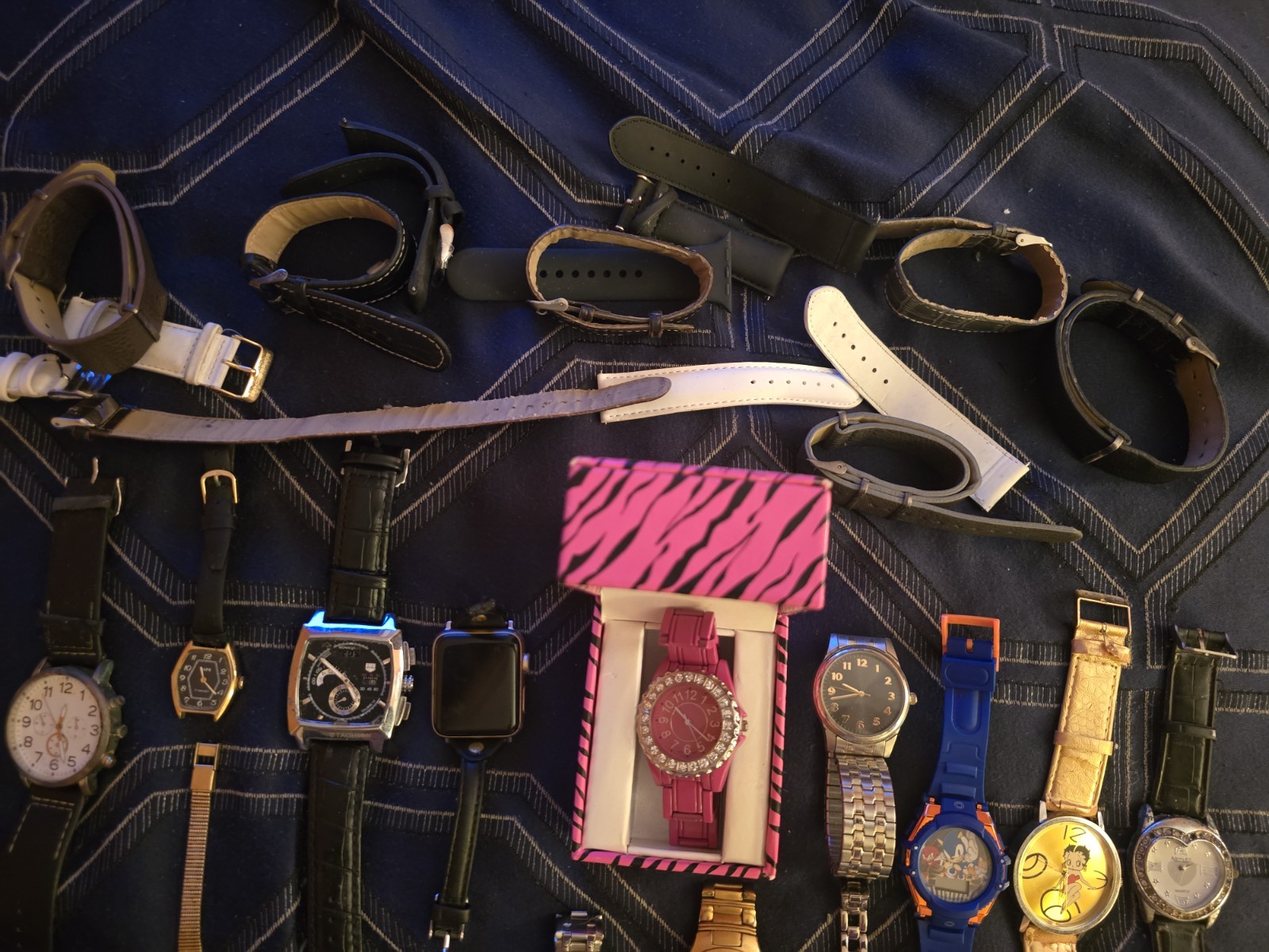 Multiple Watches All Different Types Plus Extra B… - image 6