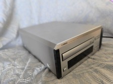 Yamaha lecteur CD compact disc player CDX-E200
