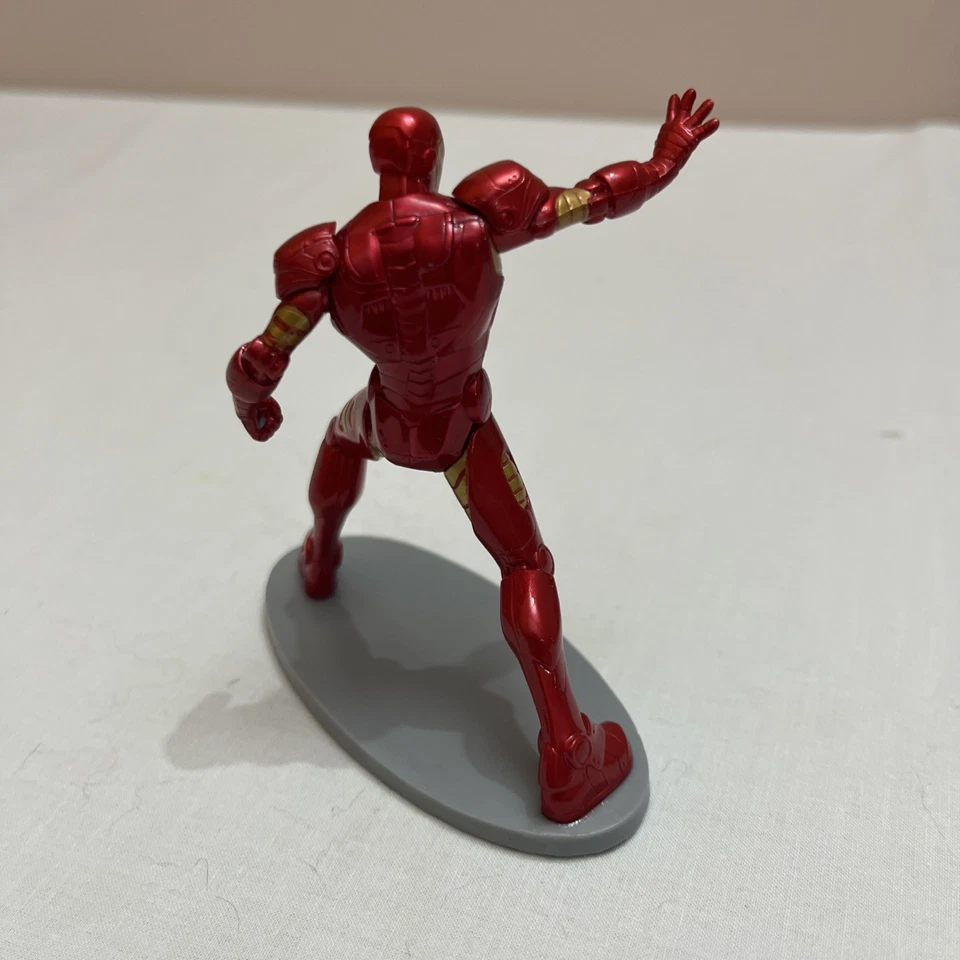 Impresionante lote de 7 figuras Disney Store Marvel Avengers Deluxe Foto 3 de 4