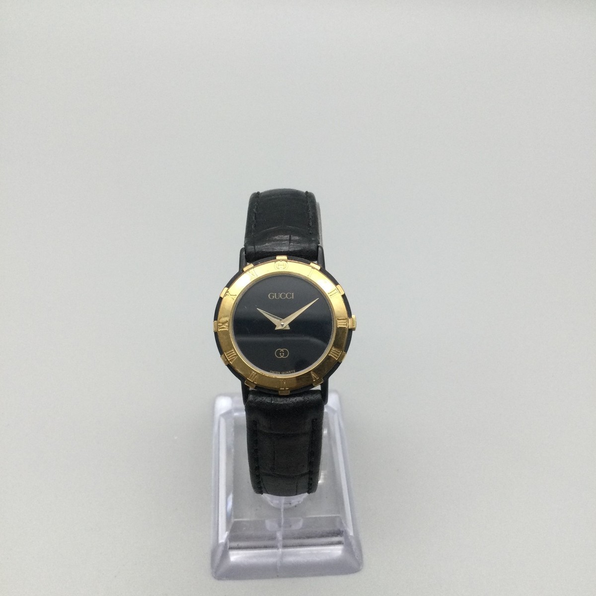 Vintage Gucci 3200L Womens Watch 25mm Black Dial Gold Tone 