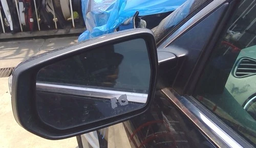 16 2017 18 Chevy Malibu Driver LH Side View Mirror in GB8 Black w/ Turn Signal