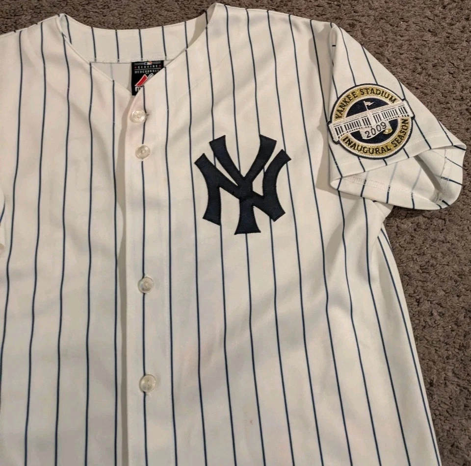Majestic New York Yankees 2009 World Series CC Sabathia Jersey Youth XL - Image 3 of 4