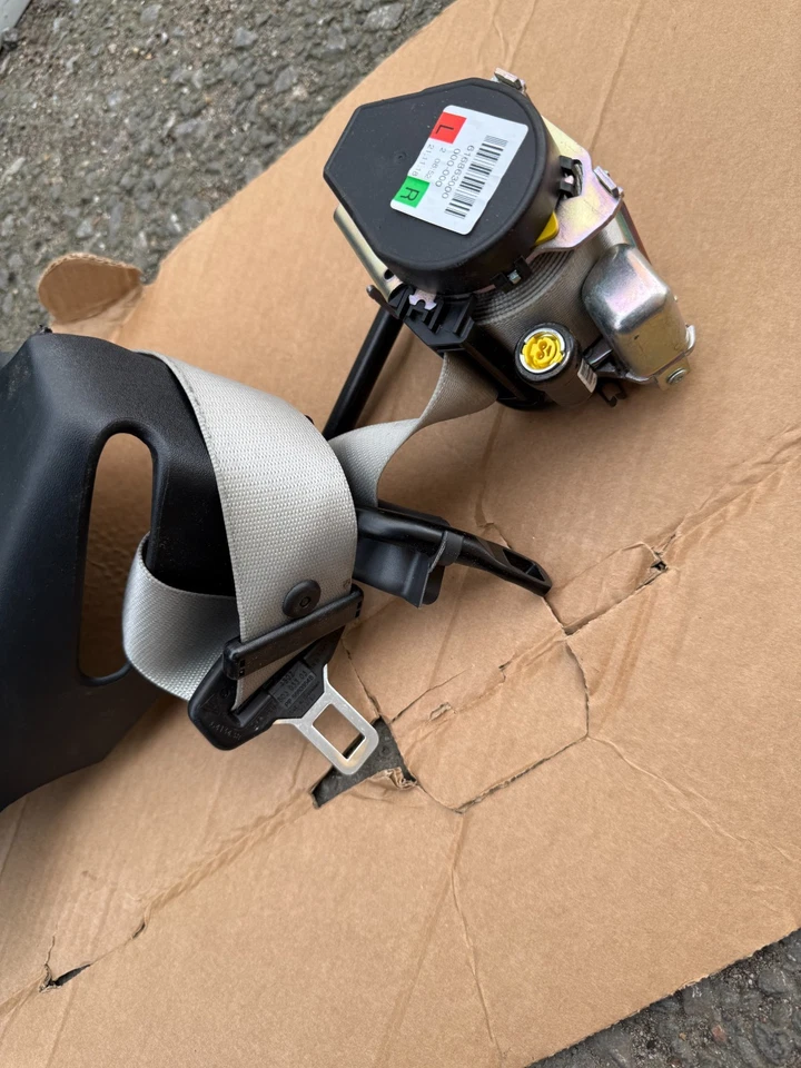 Cinturón seguridad cinturón seguridad Porsche 718 Cayman 981/982 original 98180303303 Foto 3 de 4