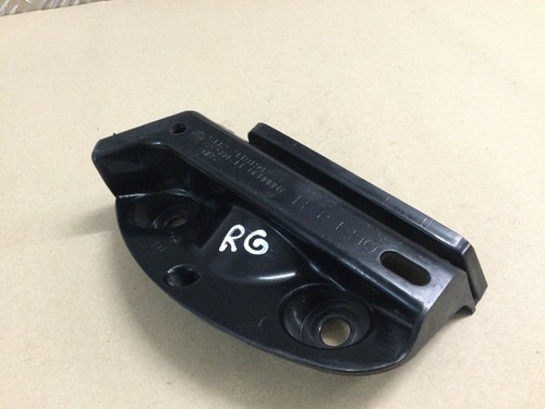 BMW 3ER E90 318d 2008 RHD STOßSTANGE HALTERUNG HALTER RECHTE SEITE 7118194