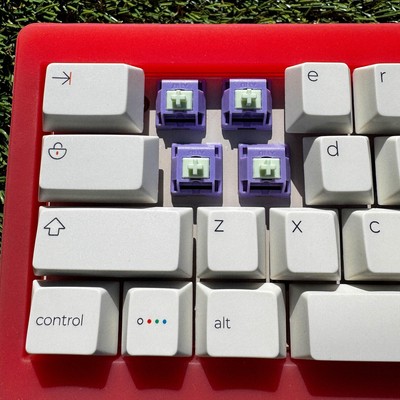 HIBI Chopper | 40% Keyboard | HMX Hyacinth V2 Switches | Pure Player Keycaps