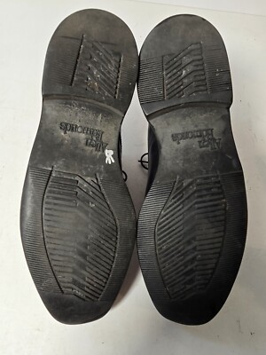 Allen Edmonds Perry Black Calf Leather Cap Toe Derby Shoes  display picture 1