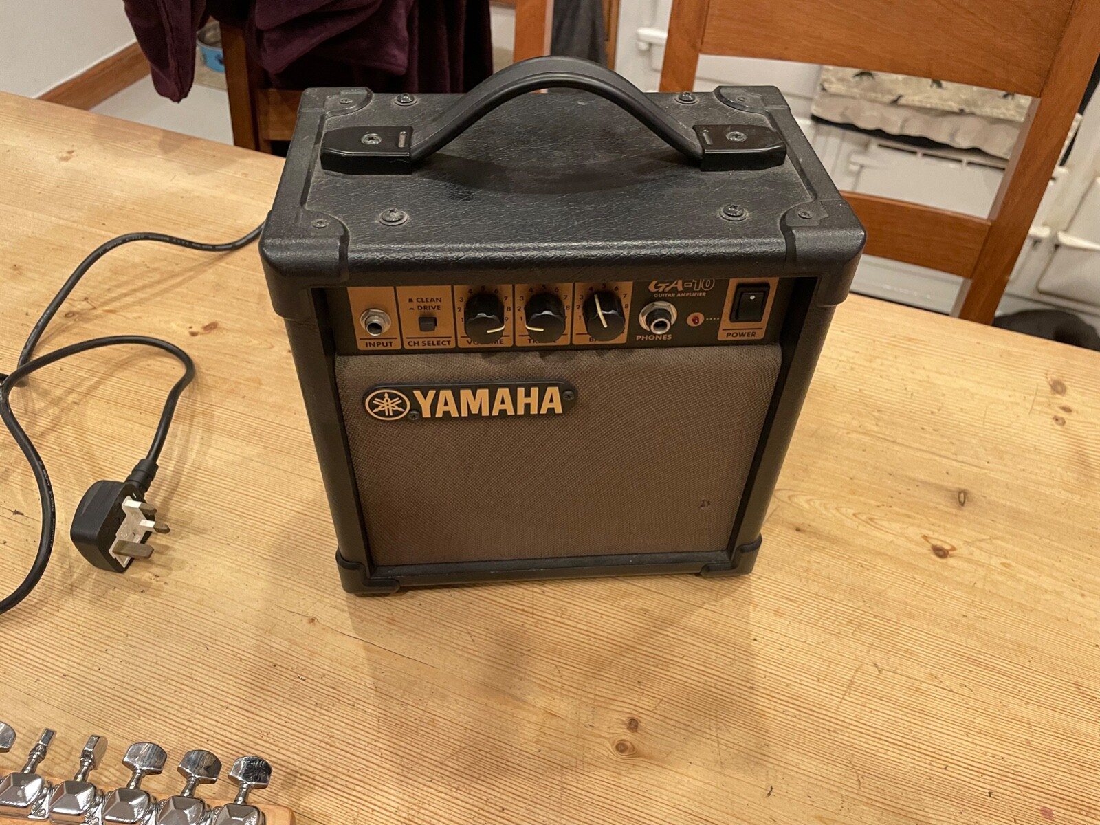 Yamaha pacifica PAC 012 electric guitar with Yamaha amplifier eBay