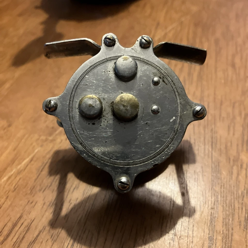 Carrete de agua dulce Hendryx Vintage modelo 60, buen estado de funcionamiento Foto 3 de 4