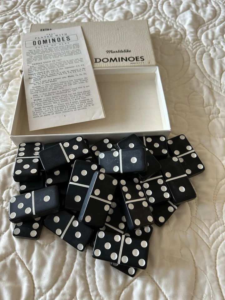 Vintage Puremco Marblelike Extra Thick Black Dominoes Original Box Complete Set - Image 3 of 4