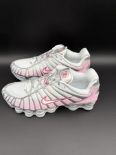 Preços baixos em Nike Shox Multicor Calçados esportivos para