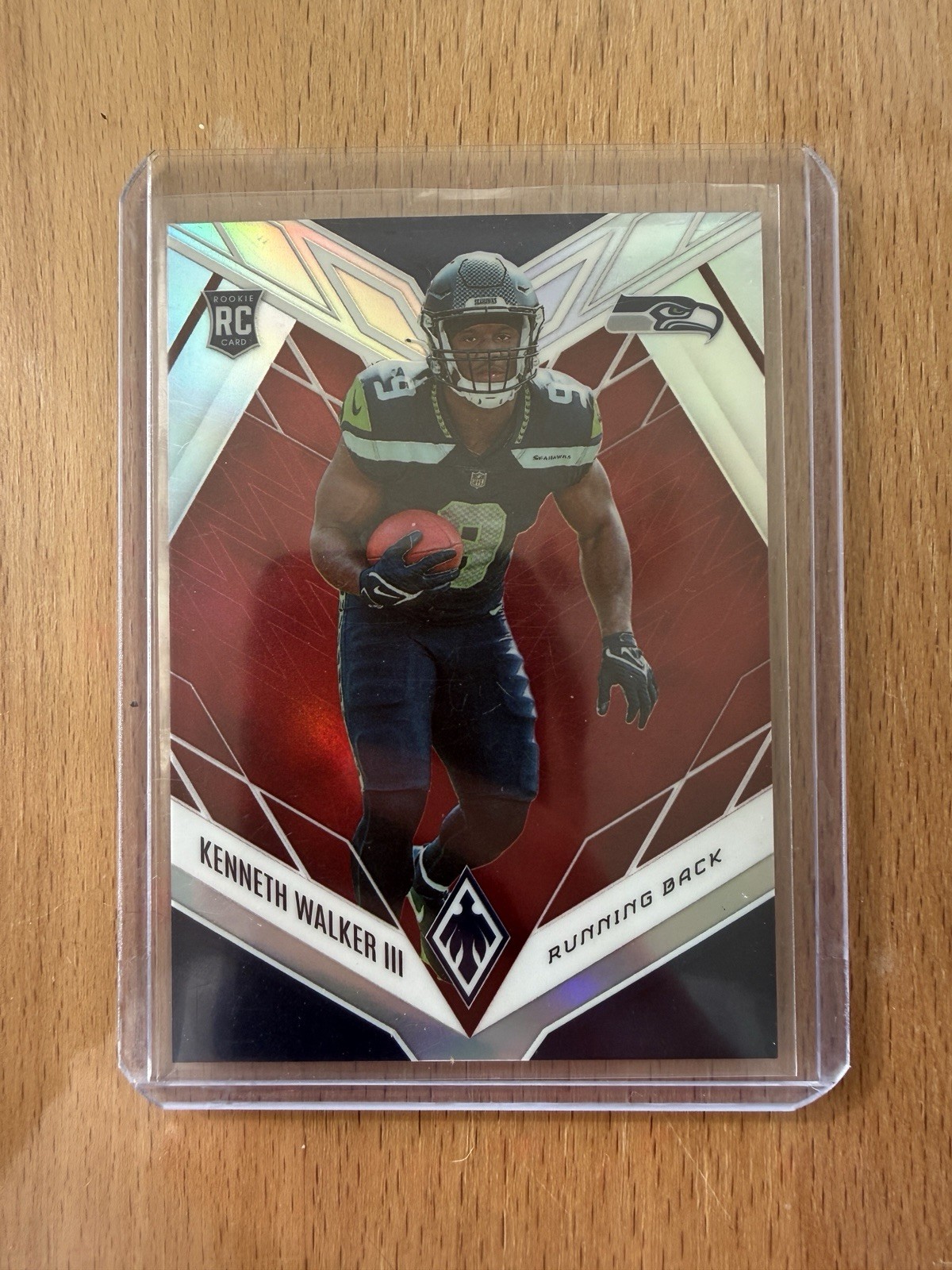 2022 Panini Phoenix - Rookies Kenneth Walker III #118 Red /250 (RC)