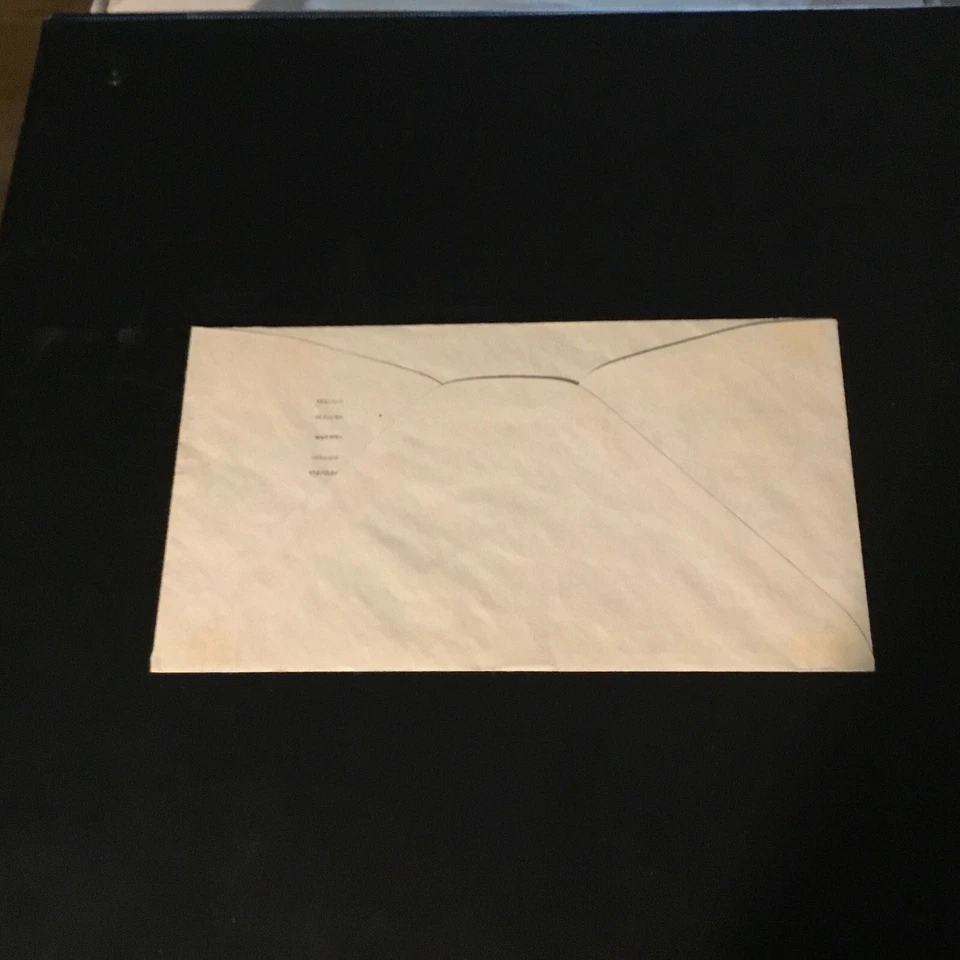 1942 WWll PATRIOTIC STAEHLE/ FLEETWOOD COVER IN HONOR OF General MacArthur. USA  - Image 2 of 2