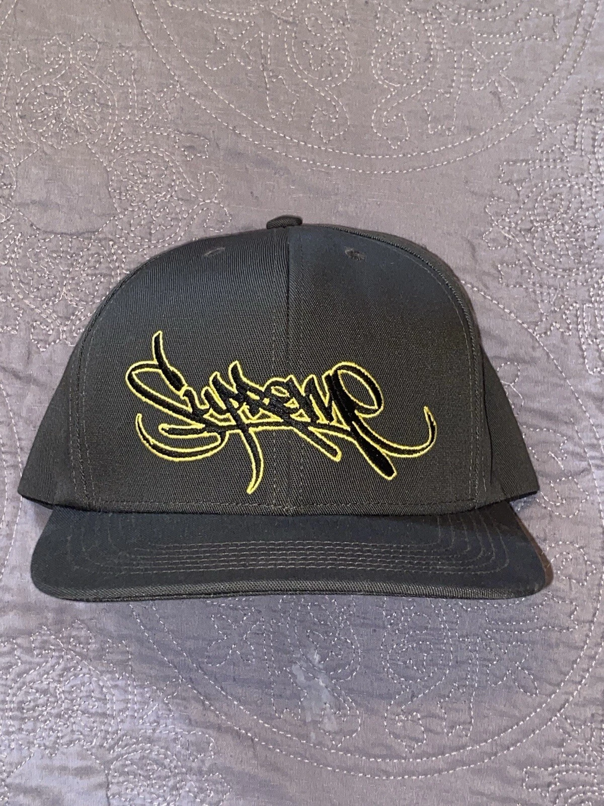 Casquette graffiti suprême snap back