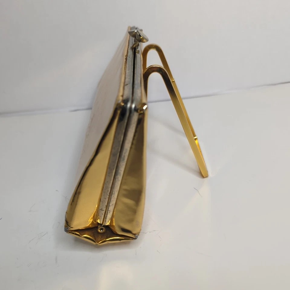 Antiguo bolso sin asas dorado de vinilo cierre a presión carcasa rígida mediados de siglo años 50 60 glamour Foto 4 de 4