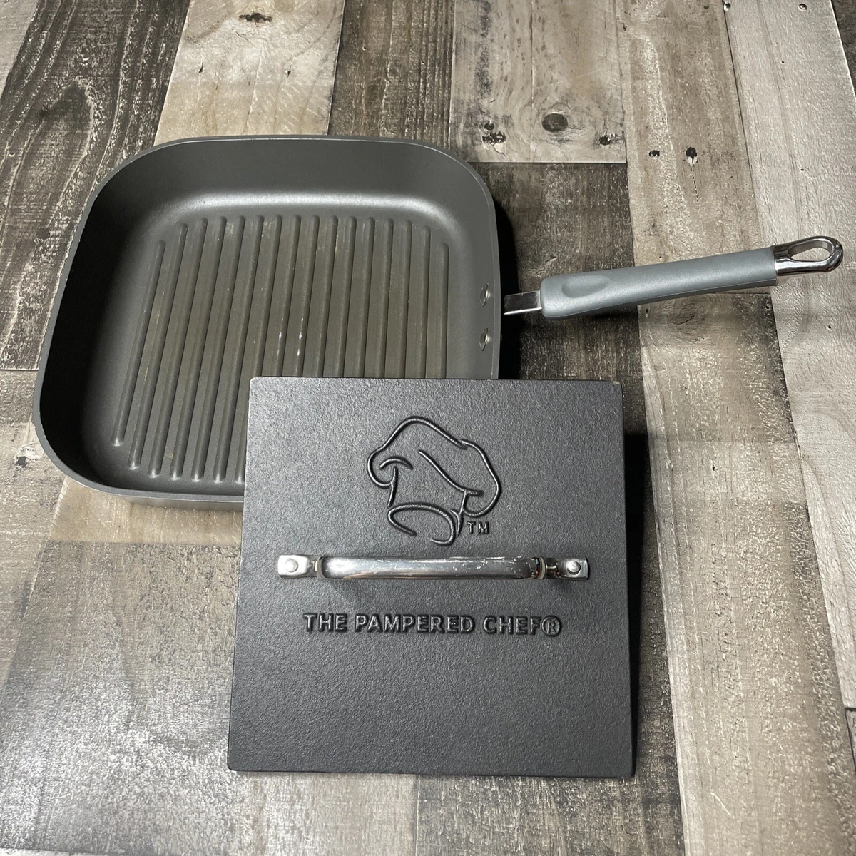 Retired Pampered Chef 11 Non-Stick Square Grill Pan & Press Griddle Panini