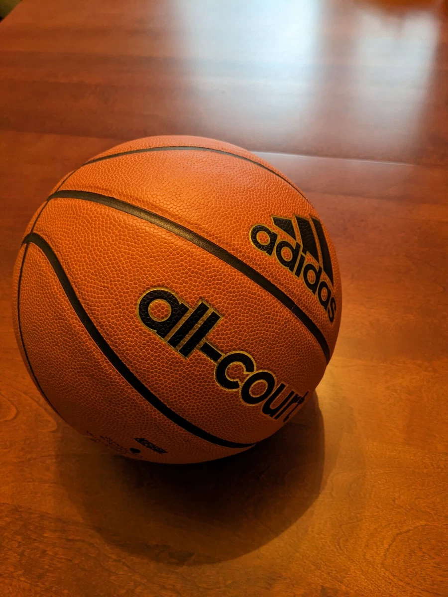 Adidas top all court
