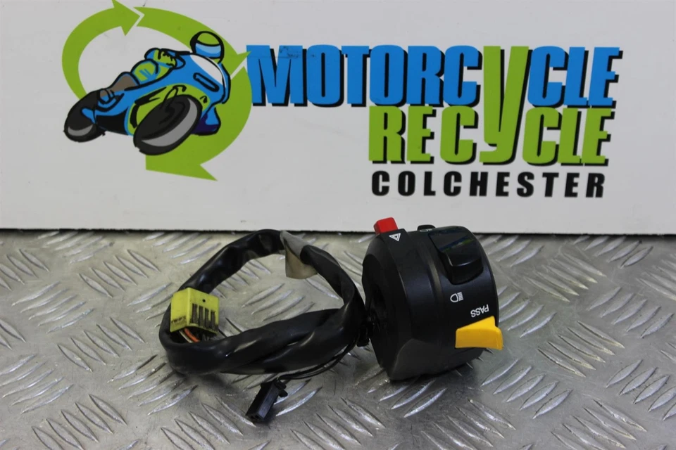 Interruptor izquierdo Suzuki GSXR 750 GSXR750 2008 a 2010 K8 K9 L0 B109 Foto 2 de 4