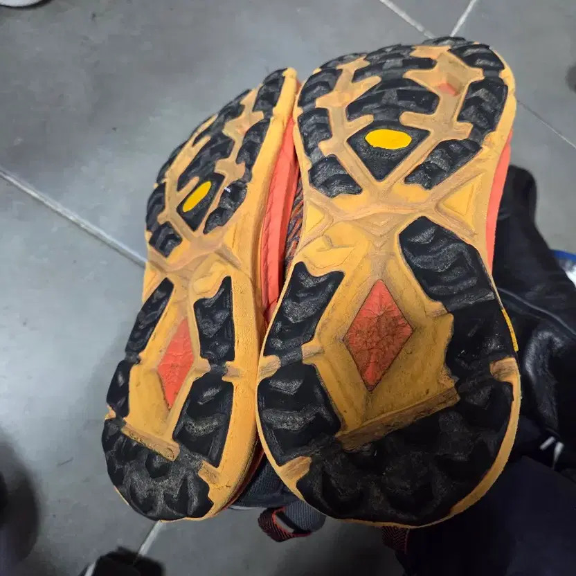 Hoka One One Sneakers Size 280 thumbnail 4