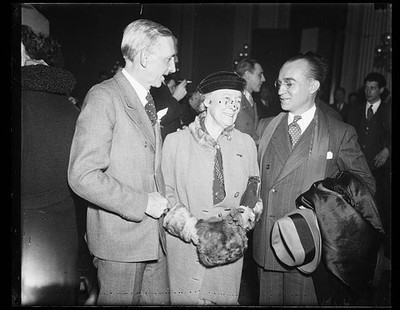 Photo:1936 New York City Woman Men Formal Portrait 1930s Fur Hat Coat
