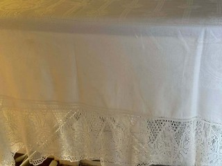 Lge Vintage White Linen Tablecloth Damask Lge Crochet Lace Edge 170cmx170cm