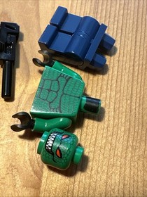 New LEGO Batman Killer Croc Minifigure bat008 7780 + Accessories 10/10 Condition