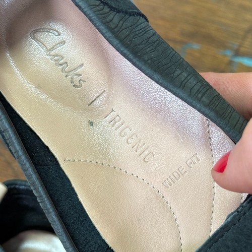 Clarks - Tri Carrie - Black Nubuck Casual Wide Fit Mary Jane Flat Shoe - UK4 - Picture 7 of 8