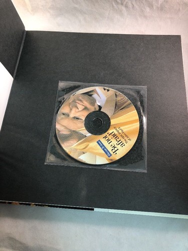 John Paul II The Epic Life of a Pilgrim Pope 2005 HC DJ & CD Chicago Tribune - Picture 2 of 4