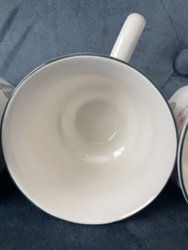 Mikasa Continental 4 pc SET Footed Cups Mugs Silk Flowers F 3003 3"x3.5