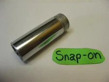 Snap-on tools 3/8" drive 11/16" SAE 12 point Deep Socket FS221 USA Nice!