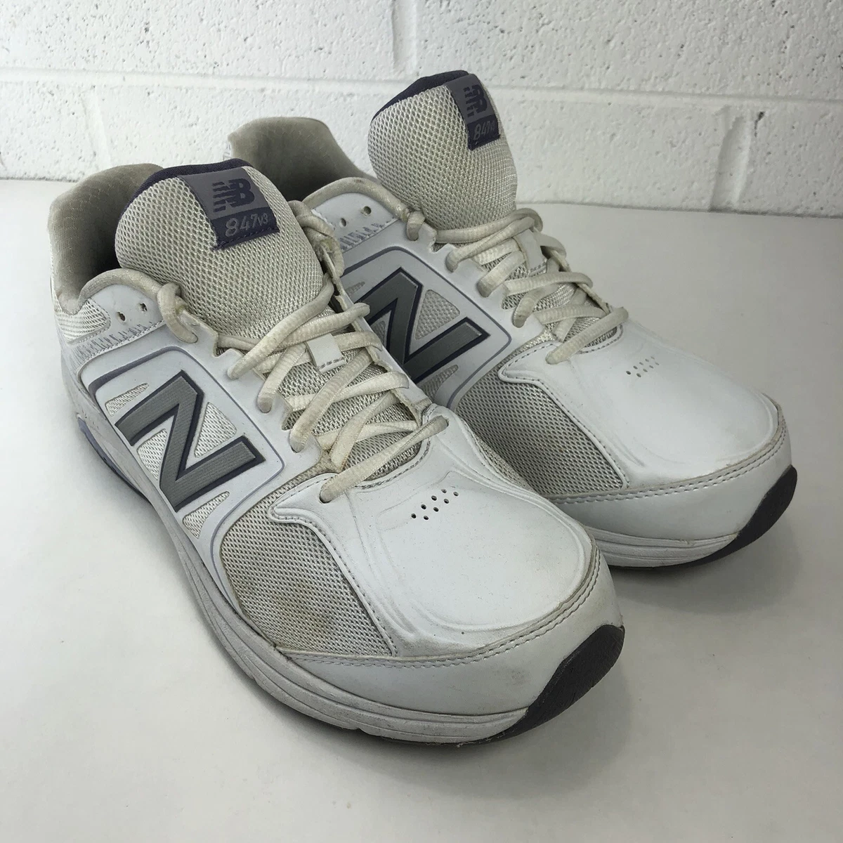 New balance women's 847v3 hotsell walking shoe