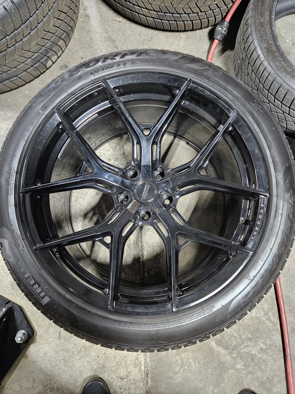 Lamborghini Urus Rims By VOSSEN HF6-4