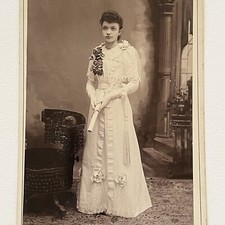 Antique Cabinet Card Photograph Beautiful Young Woman Teen Austin MN ID Maxwell