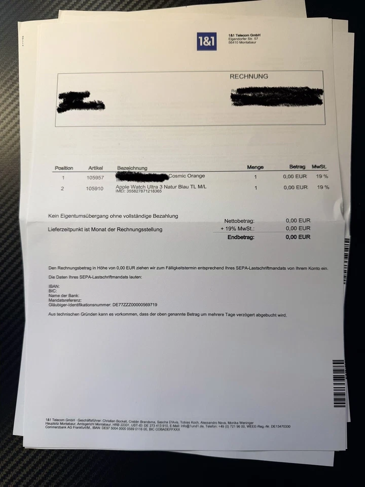 Apple Watch Ultra 49mm Titangehäuse mit Blau Trail Loop Armband, M/L... - Bild 3 von 3