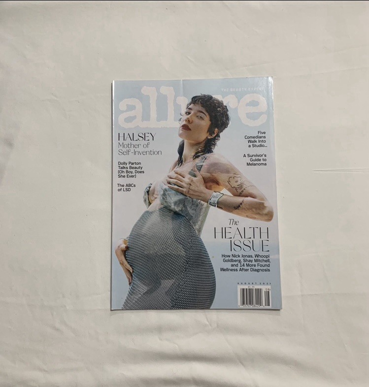 allure Halsey “Mother of Self-Invention” Issue August 2021 Magazine