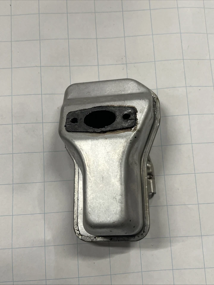 Troy-Bilt Chainsaw TB4218 Chainsaw Oem Muffler Exhaust - Image 2 of 3