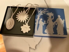 WEDGWOOD White Jasperware Set Of 3 SNOWFLAKE Christmas Ornaments, NIB