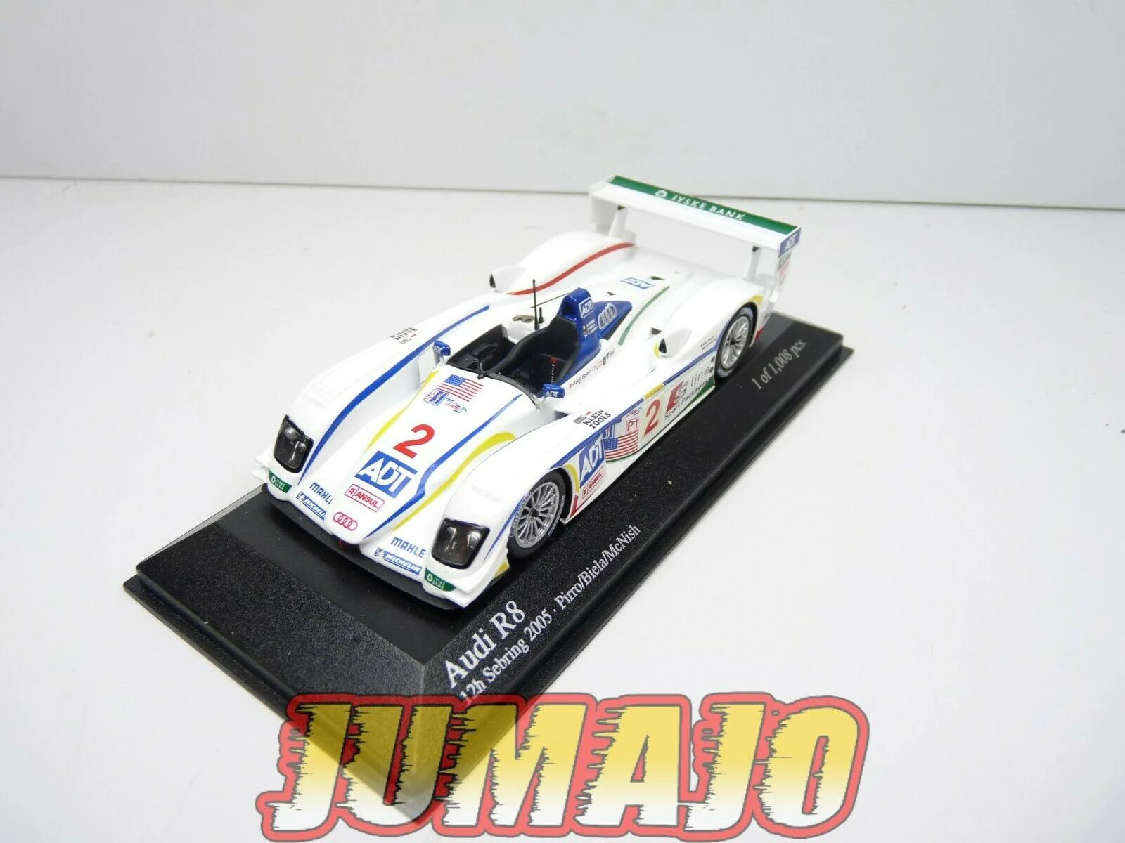 Minichamps Audi R8 1/43 miniature haut de gamme de la course Sebring 2005