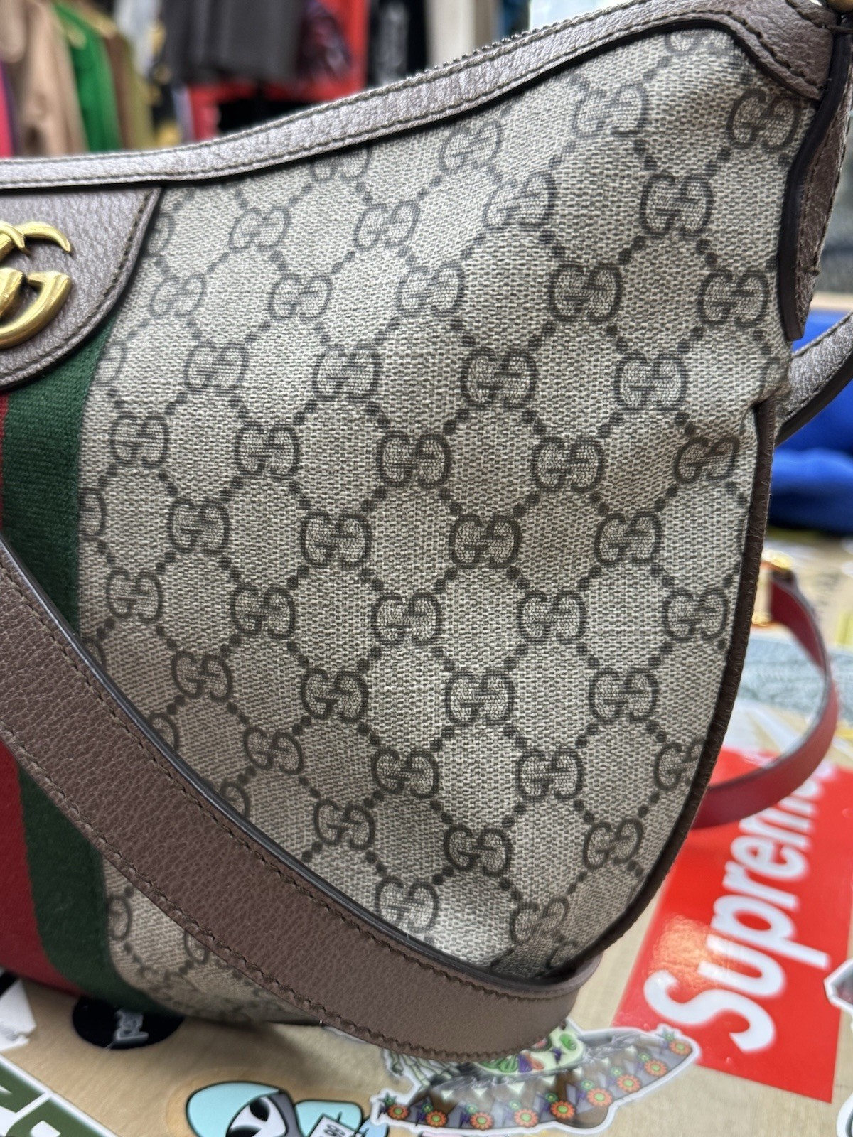 Picture 4 of 12