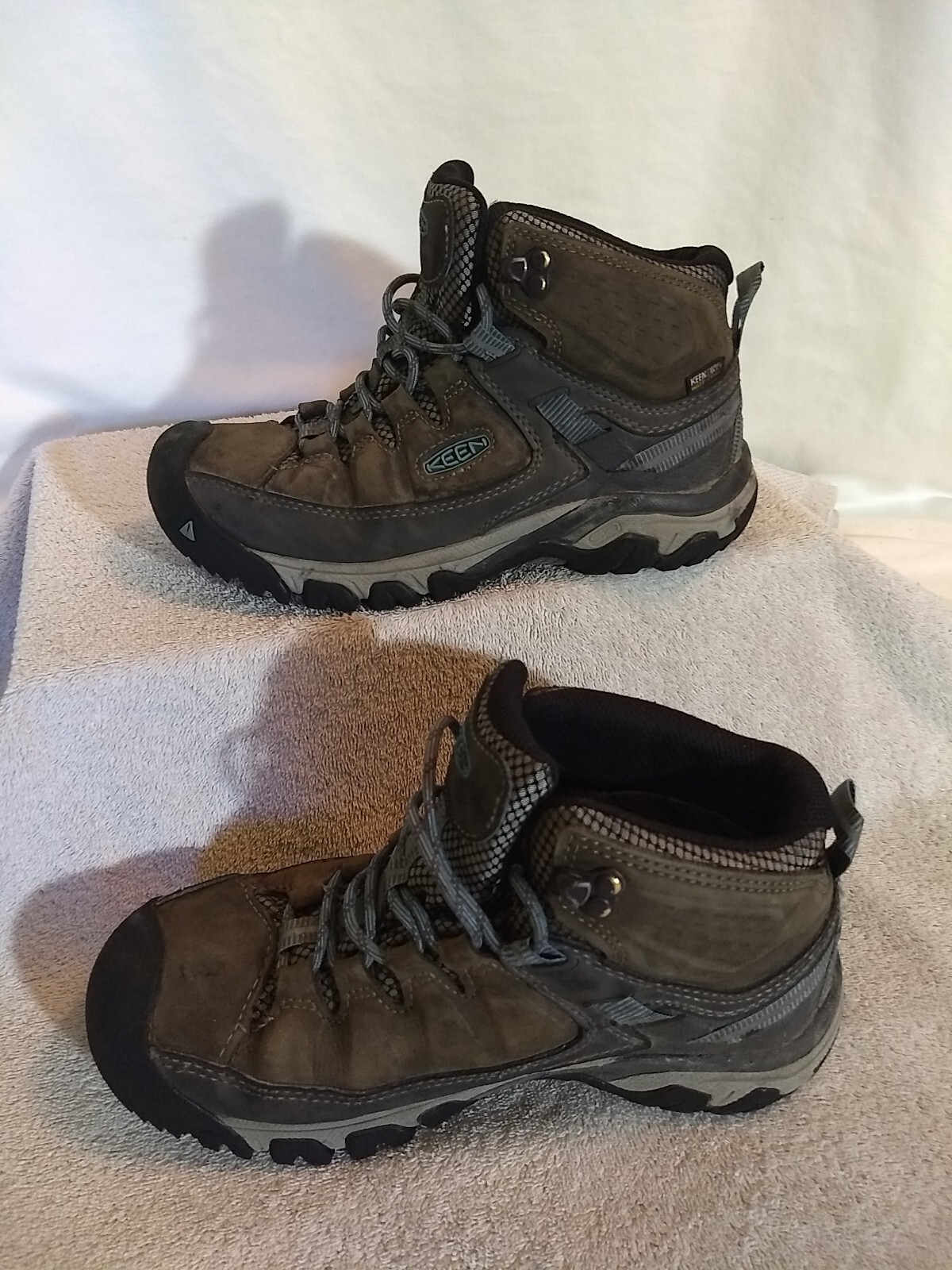 Stivali da trekking KEEN (WMNS) Targhee III marroni impermeabili medi taglia: 8 #ZZ16+11